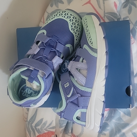 New Stride Rite Girls Sandals size 2,5W - Picture 2 of 4